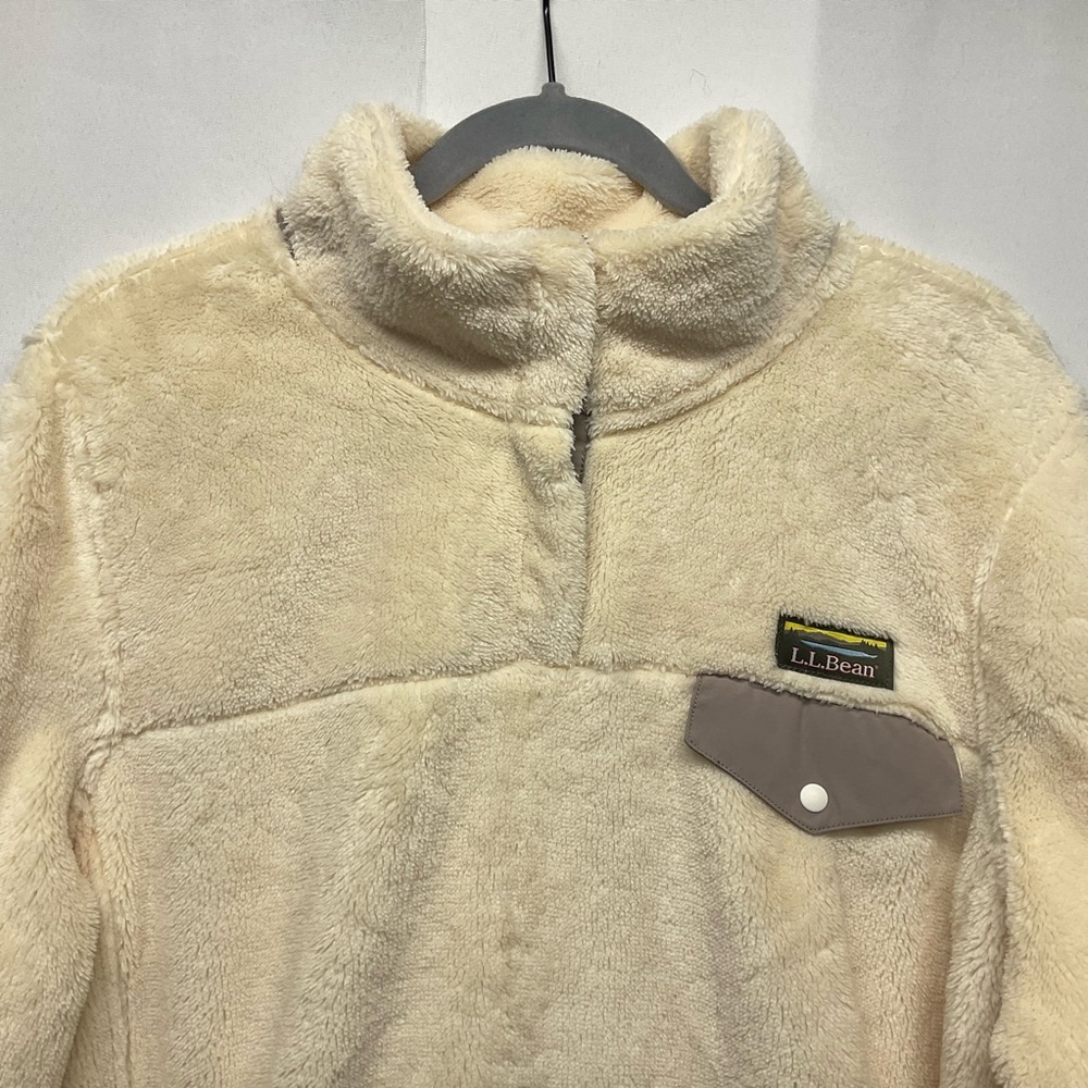 L.L. Bean Cream Fleece Snap Pullover with Contrasting Trim - Picture 5 of 12
